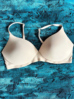 Eby Nude Pain Free T-Shirt Bra
